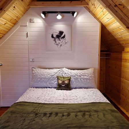 The Hive - Unique Log Cabin With Wood Burning Stove Ludchurch Extérieur photo
