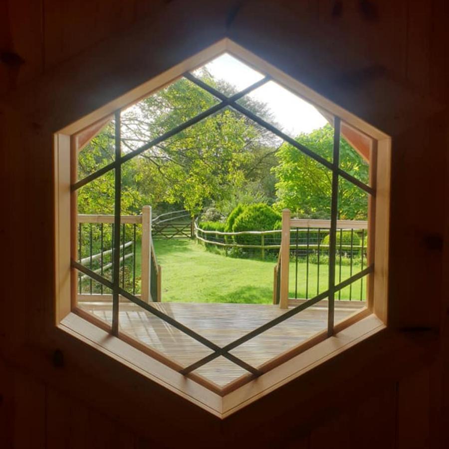 The Hive - Unique Log Cabin With Wood Burning Stove Ludchurch Extérieur photo