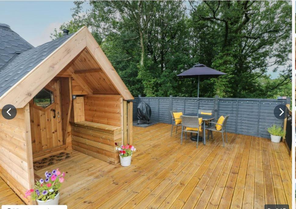 The Hive - Unique Log Cabin With Wood Burning Stove Ludchurch Extérieur photo