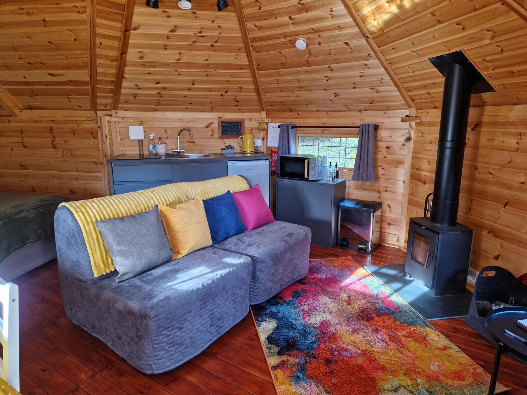 The Hive - Unique Log Cabin With Wood Burning Stove Ludchurch Extérieur photo