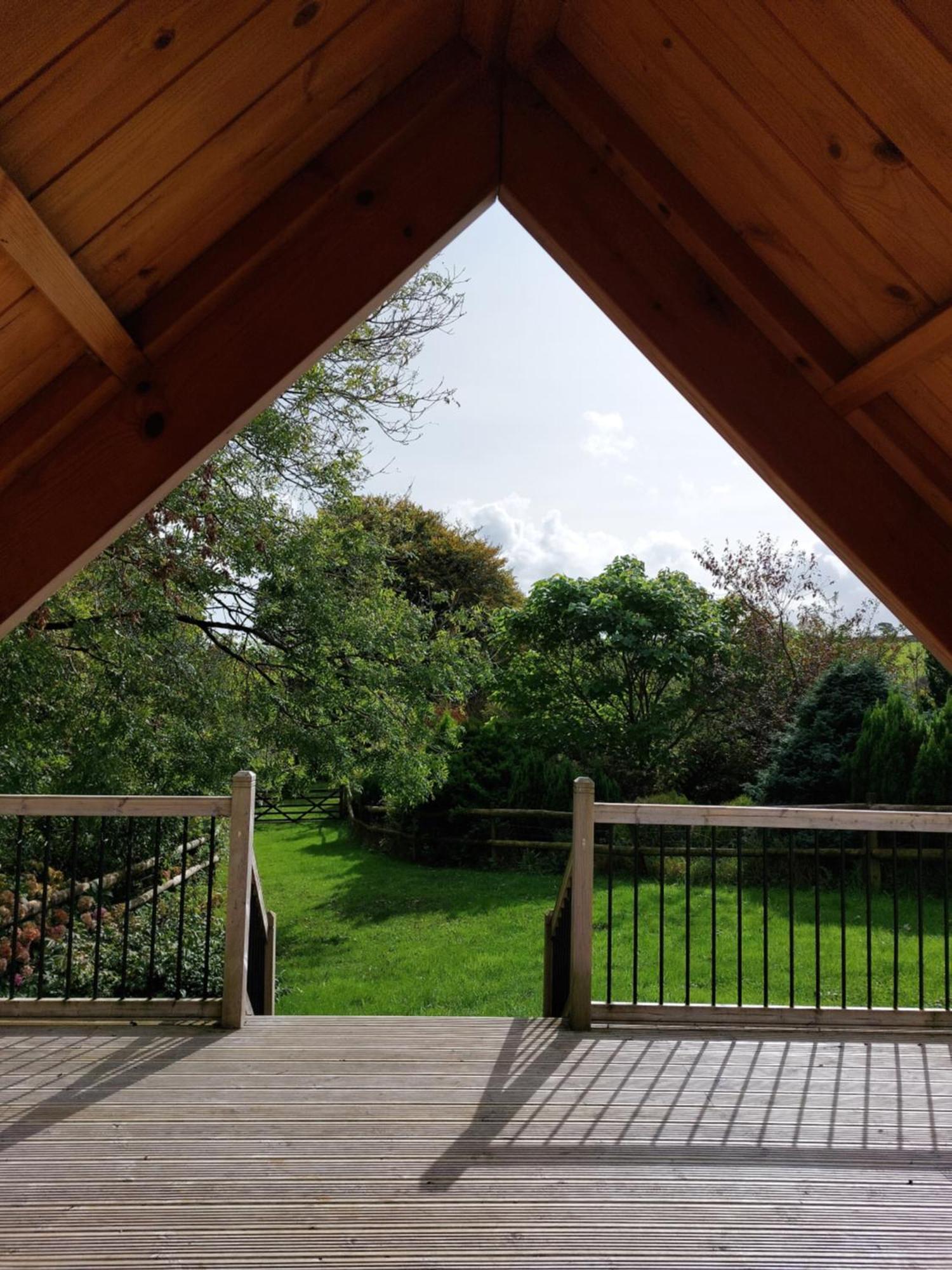 The Hive - Unique Log Cabin With Wood Burning Stove Ludchurch Extérieur photo